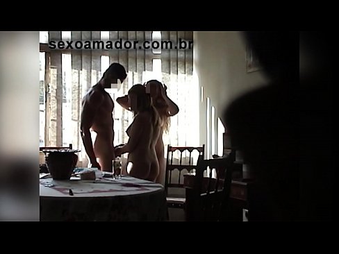 ❤️ Des amis sexuels invitent un homme géant et font un plan à trois avec lui Fuck vidéo at porn fr.nudexxx.ru ❌️