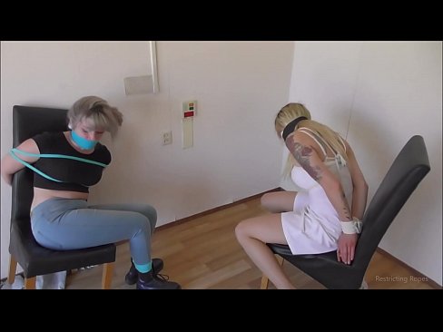 ❤️ Dépendante / attachée et bâillonnée / demoiselle en détresse Fuck vidéo at porn fr.nudexxx.ru ❌️