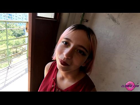 ❤️ Une étudiante sensuelle suce un étranger dans l'Outback - sperme sur son visage Fuck vidéo at porn fr.nudexxx.ru ❌️